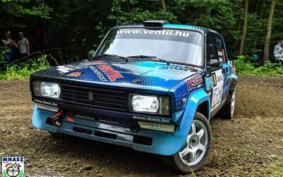 Bodogán László és Velezdi Eszter harmadik helyezést ért el a Salgó Rally-n! :) (2020.07.19.)
